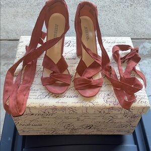 JustFab Women's Rust Lace-Up Heels